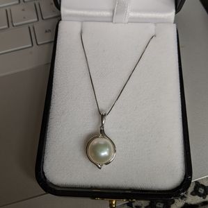 Cultured Pearl necklace